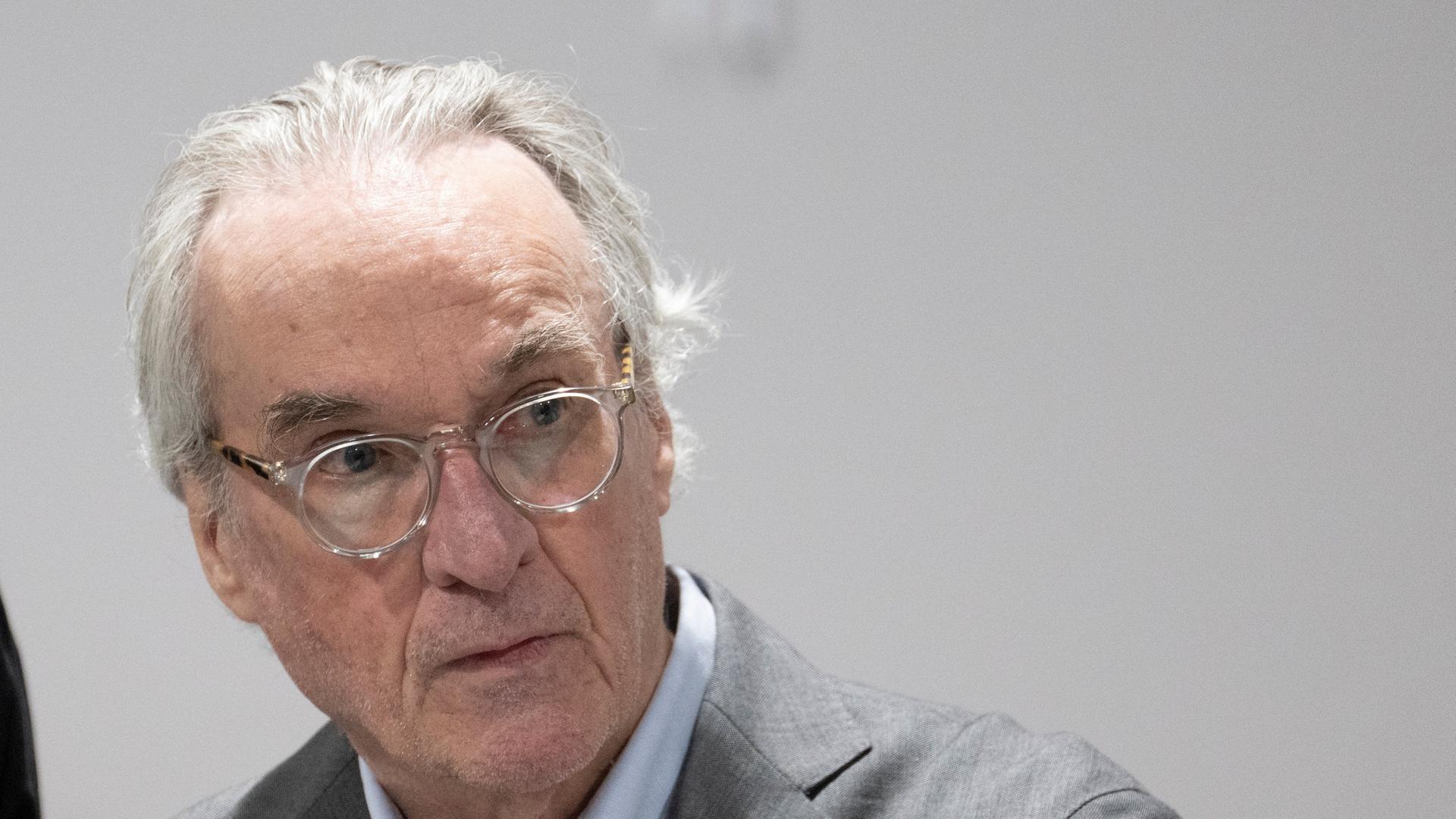 Reichsbürger-Prozess: Prinz Reuß weist Umsturzpläne von sich