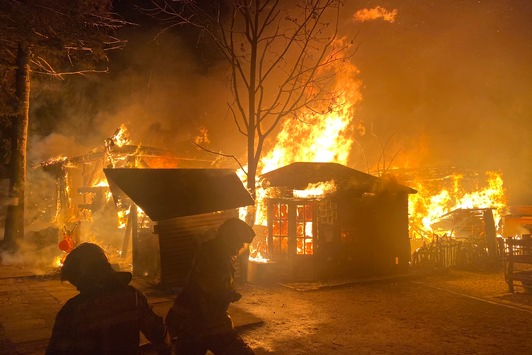 FW Dresden: Informationen zum Einsatzgeschehen von Feuerwehr und Rettungsdienst in der Landeshauptstadt Dresden vom 24. Dezember 2025