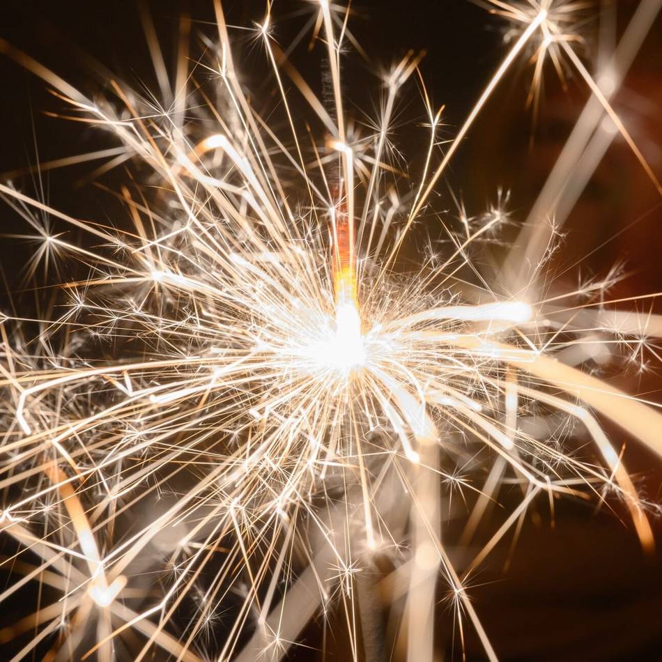 Bei Spotify: Die perfekte Playlist für ein elegantes Silvester 2025