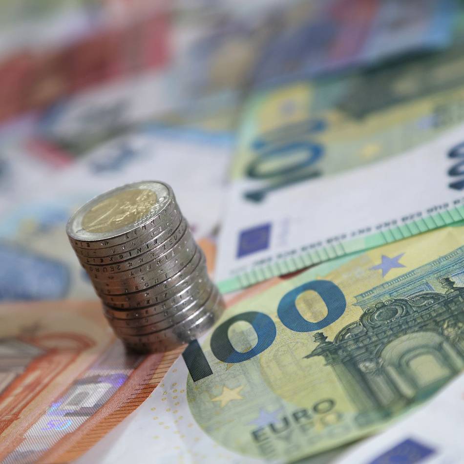 Neues Jahr, neue Regeln: Steuer, Deutschlandticket, Wehrdienst – was sich 2026 ändert