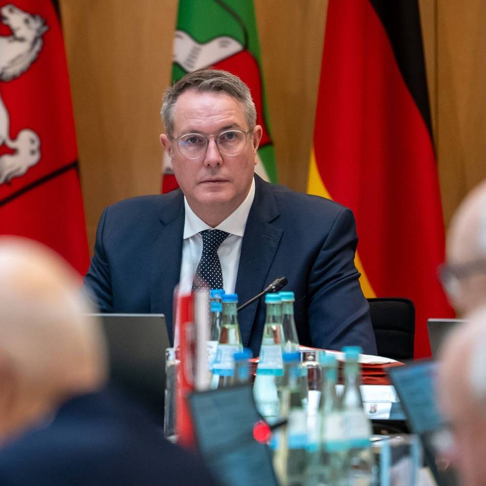 Länderchefs treffen Merz: Länder verabschieden Modernisierungen – Streit ums Geld verschoben