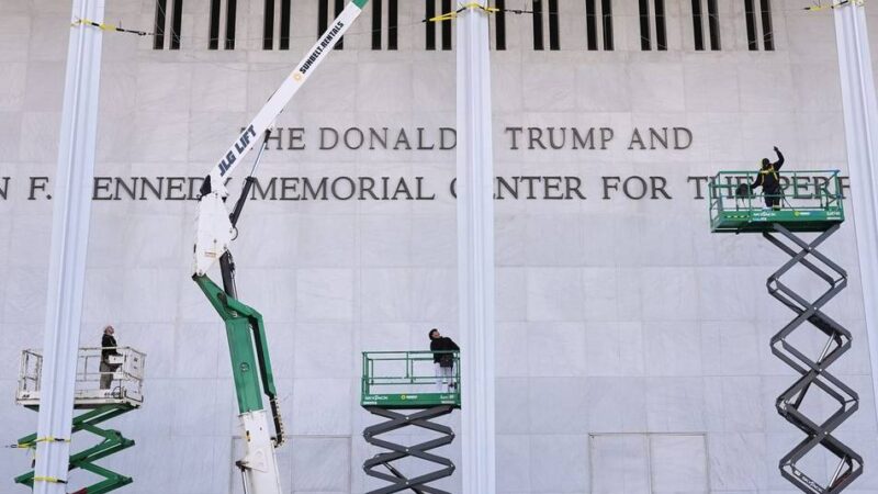 Streit um Umbenennung: Künstler sagen Auftritte in Kennedy Center ab