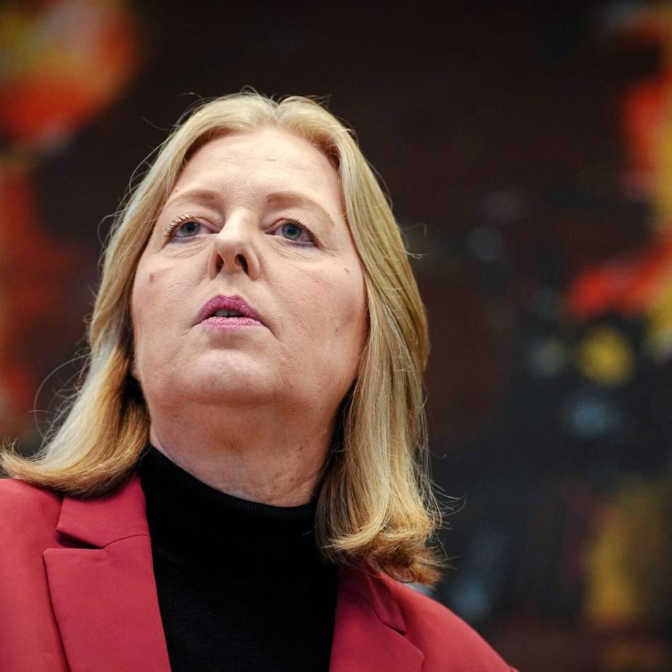 Vorschlag von Klingbeil-Berater: Rente für Akademiker erst mit 70? Bas findet Idee „ganz gut“