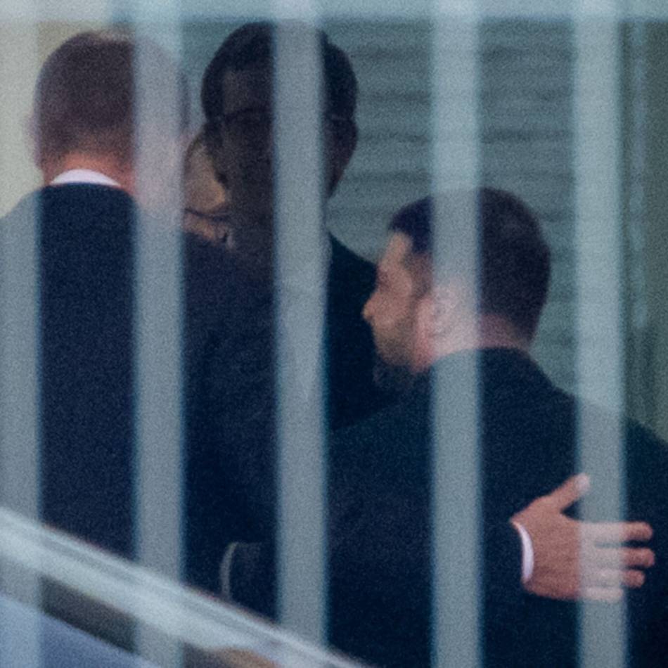 Verhandlungen zum Ukrainekrieg: Große Hoffnungen — und harsche Kritik