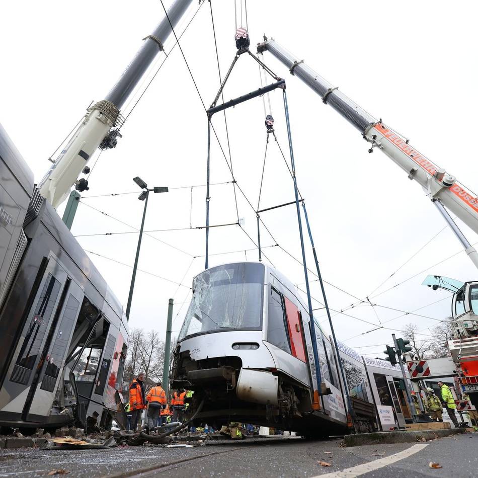 13 Verletzte in Düsseldorf: Unfall war menschliches Versagen – Ermittlungen gegen Fahrer der U72