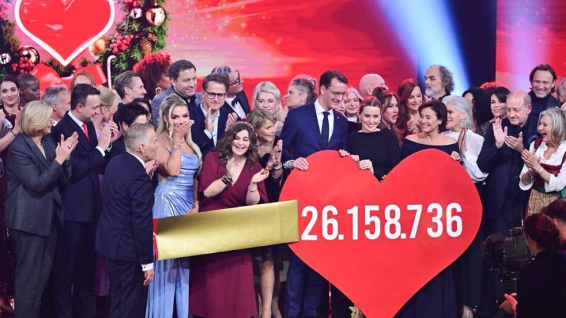 Gute Botschaft zur Weihnachtszeit: Deutsche spenden 13 Prozent mehr für gute Zwecke – fast jeder Zweite gibt etwas