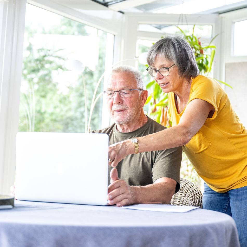 Pension versus Rente: Durchschnitts-Pension steigt auf 3416 Euro