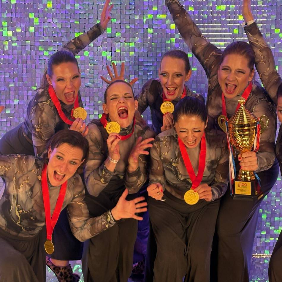 Sport in Düsseldorf : Tanzformation „InTakt“ aus Unterbach ist Weltmeister