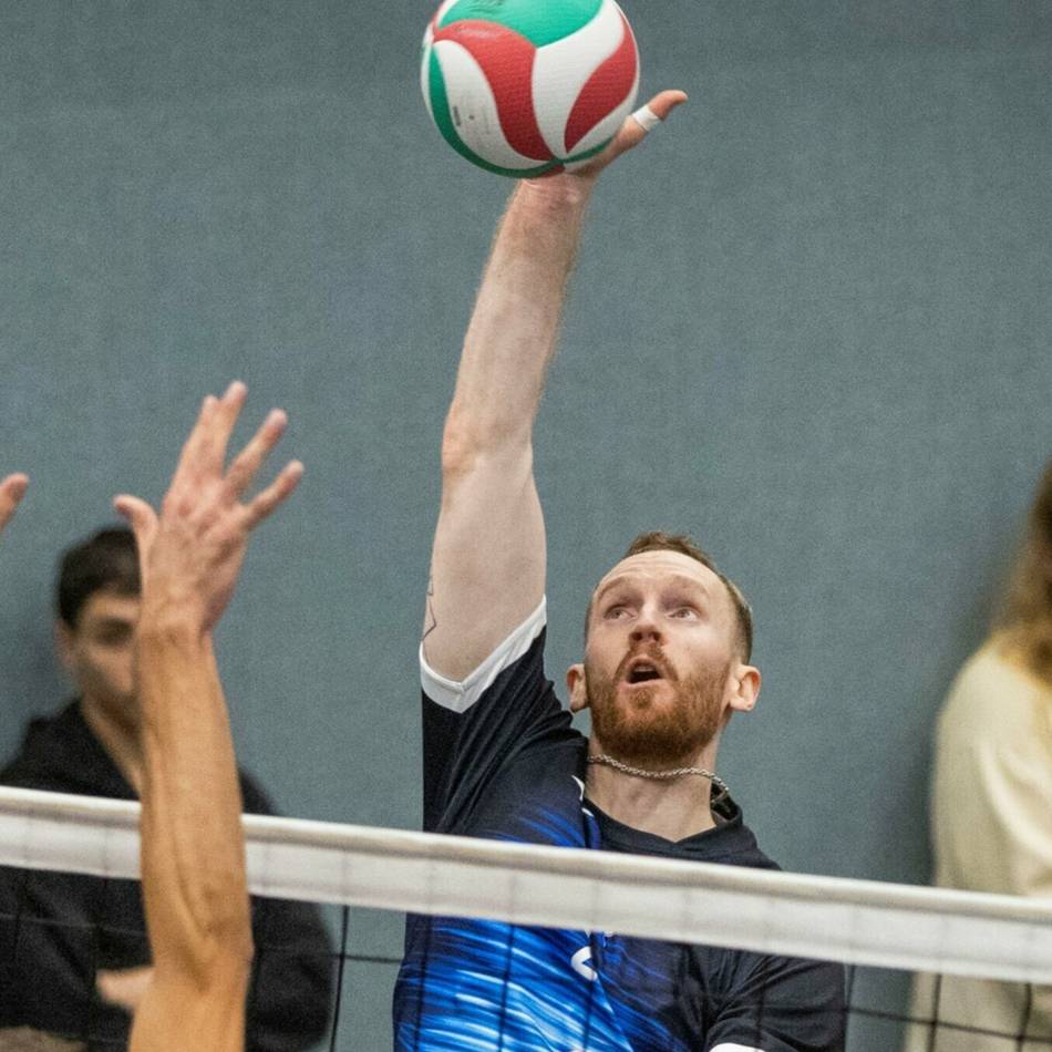 3:1-Sieg in Hörde: Eintracht Spontent bleibt Spitze – Auswärtssieg trotz kurzer Schwächephase