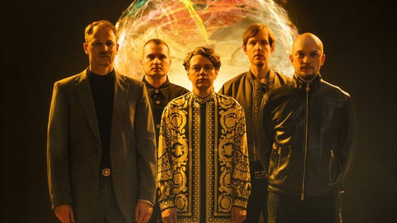 Schauspieler und Musiker Christian Friedel: „Mit uns kann man in die Zukunft tanzen“