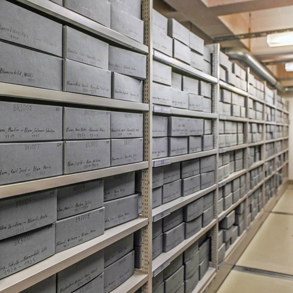 Duisburg während des Zweiten Weltkrieges: Ein zwiespältiger NS-Oberbürgermeister