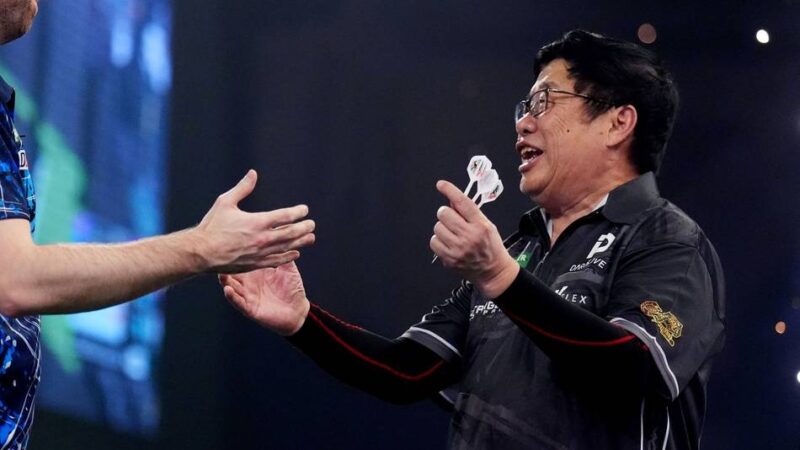 Viele kuriose Geschichten: Wespe, Wut und Darts-Opa – So besonders ist die WM in diesem Jahr