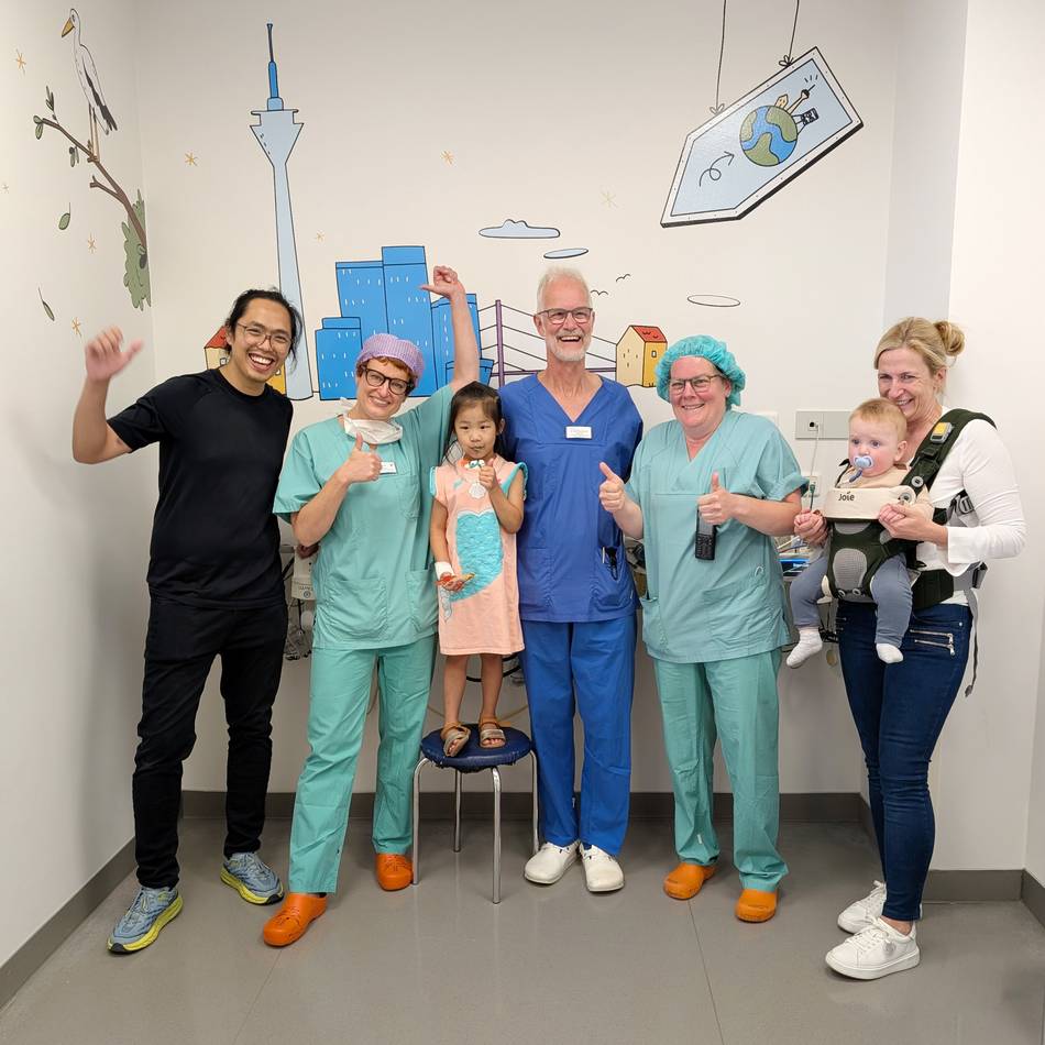 Klinik in Düsseldorf: Tina Taube nimmt Kindern die Angst vor der Operation