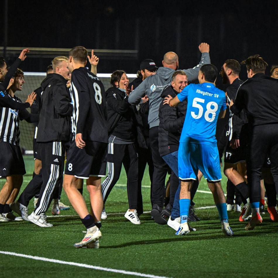 Als Tabellenführer in die Winterpause: Vier Tore in Halbzeit zwei – Rheydter SV dreht Partie gegen den PSV