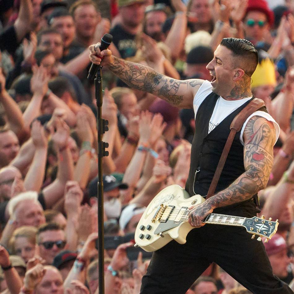 Konzerte in Düsseldorf: Broilers laden in den „Santa’s Action Club“ 2026 – Vorverkauf beginnt