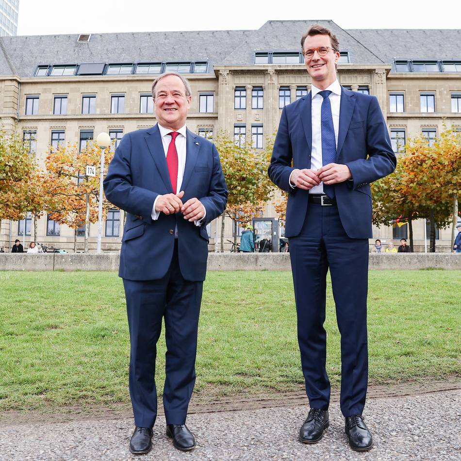 Empfang zum Karlspreisjubiläum: Laschet verlangt Gespräche der EU mit Moskau