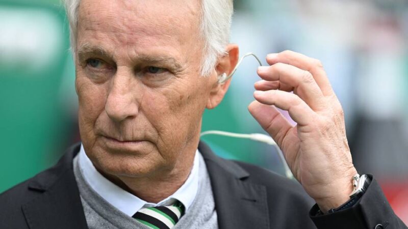 „Ich muss mich wundern“: Gladbach-Boss Bonhof will den VAR verändern und lobt Polanski