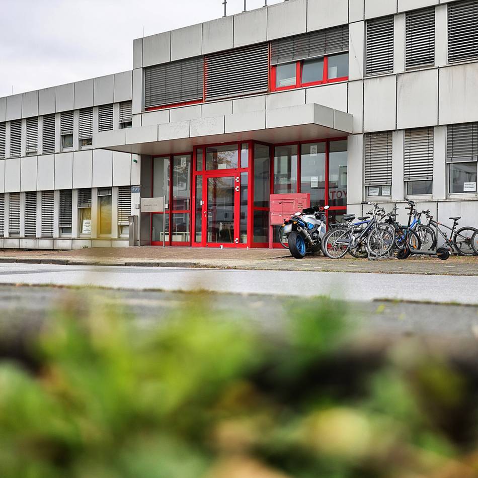 Gut 100 Bewohner mussten in Notquartiere: Feuer in der Flüchtlingsunterkunft Seibelstraße