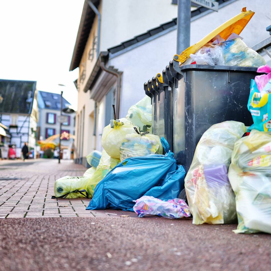 Mitten in Hilden: Einzelhändler ärgern sich über Müllberg