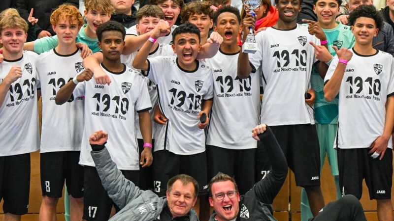 Gladbacher Hallenstadtmeisterschaft: SV Lürrip verteidigt Titel bei den B-Junioren