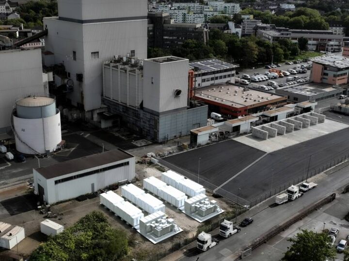 Projekt der Stadtwerke Duisburg: Wenn Sonne und Wind mehr Energie erzeugen als gebraucht wird