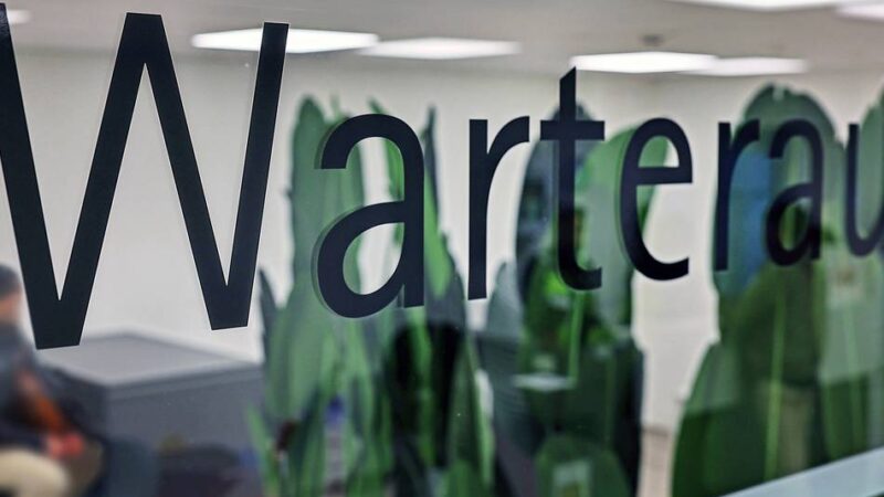 Im Ausländeramt des Kreises Mettmann: Endlich Raum fürs Warten