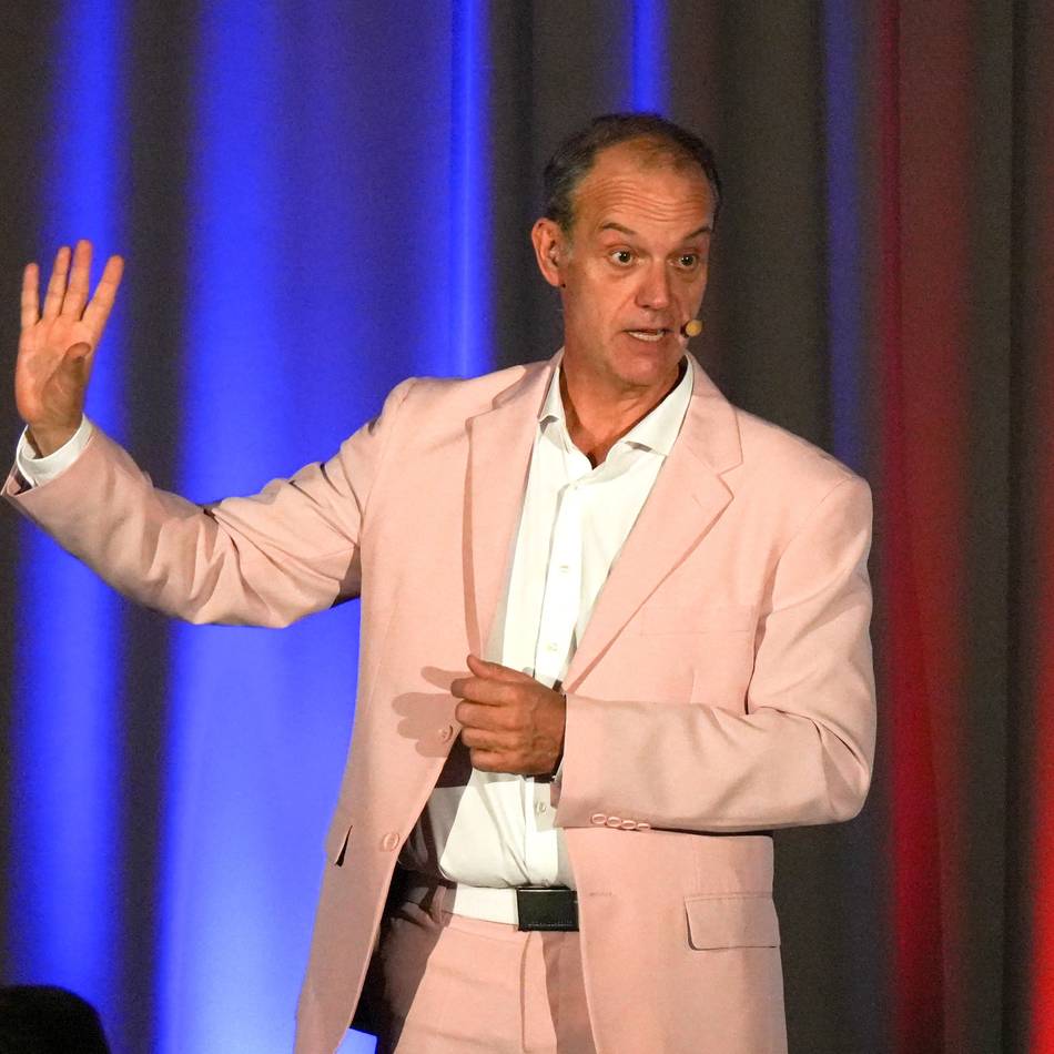 René Steinberg im Kommödchen: Lachend durch den Weihnachtstrubel