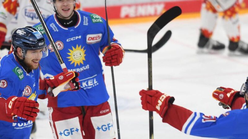 5:2 gegen Schlusslicht Kaufbeuren: Doppelpack von Assavolyuk und Thiel – DEG feiert dritten Sieg in Folge