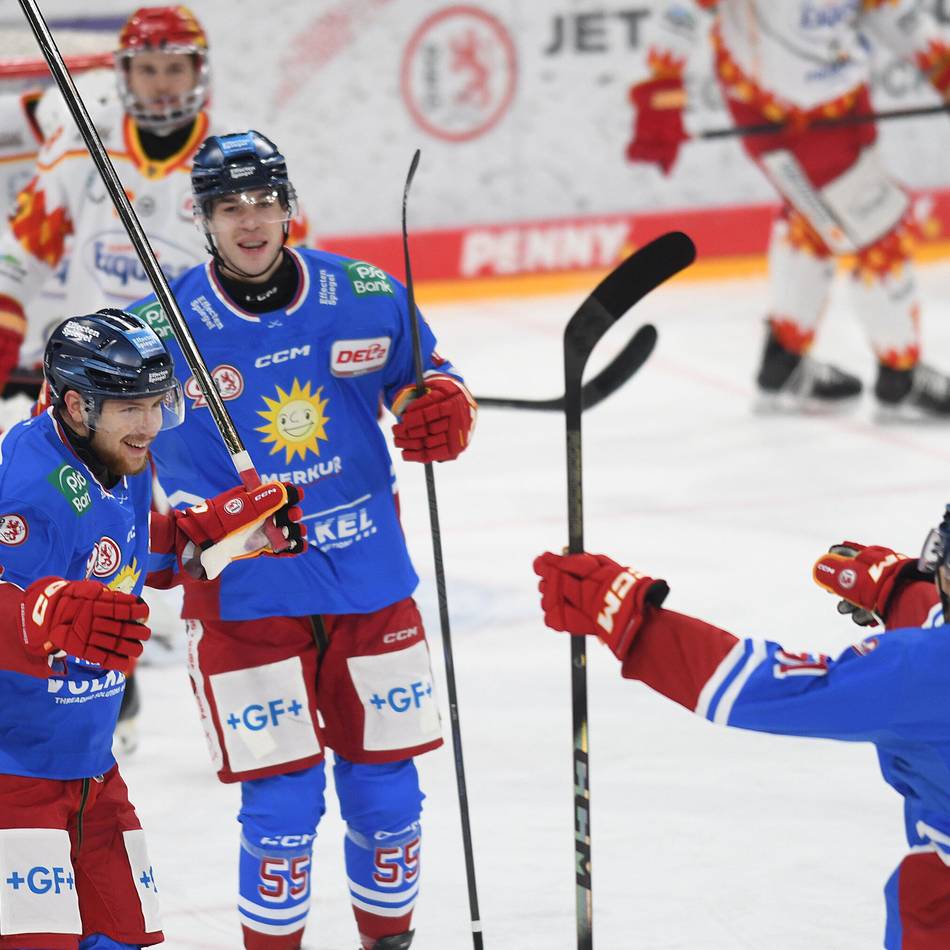 5:2 gegen Schlusslicht Kaufbeuren: Doppelpack von Assavolyuk und Thiel – DEG feiert dritten Sieg in Folge