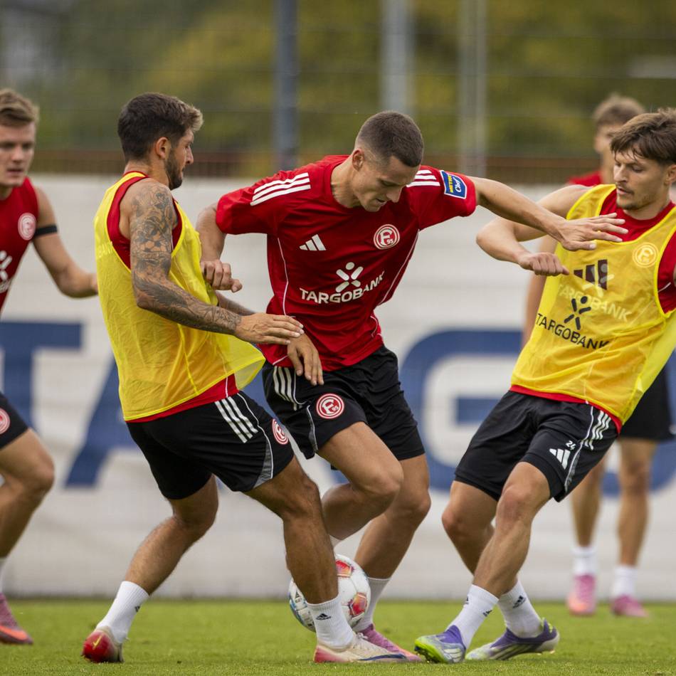 Zwei Abgänge im Winter?: Diese beiden Spieler stehen auf der Streichliste von Fortuna