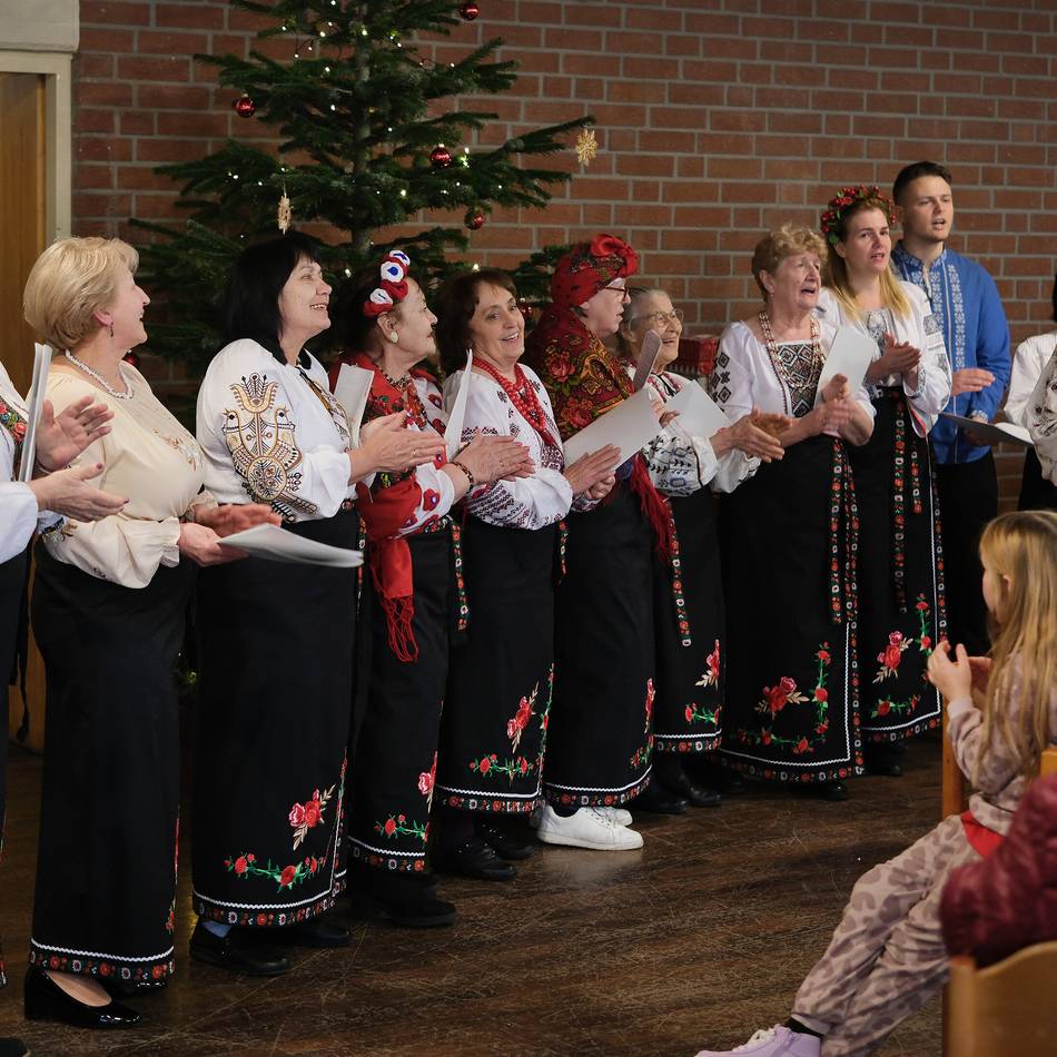 Viel Musik, viele Köstlichkeiten : So schön war das Weihnachtsdorf