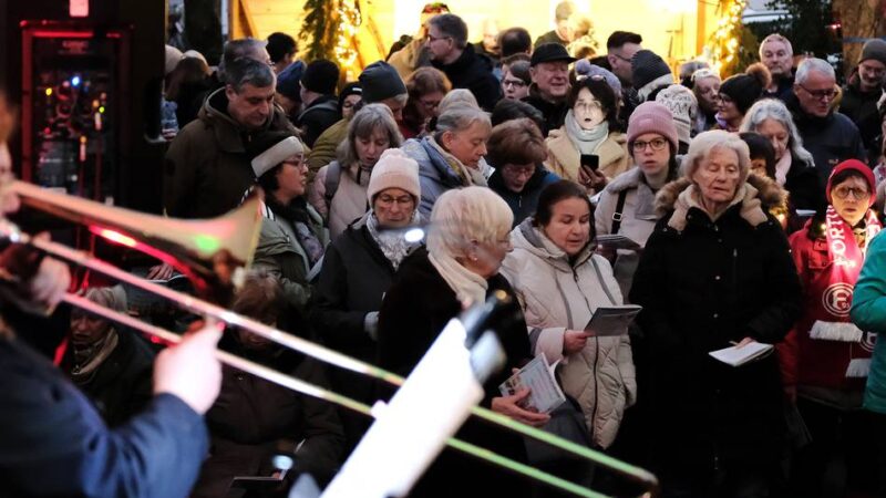 Weihnachtssingen der Lampisten: Ein Gefühl von Weihnachten auf der Drupnas