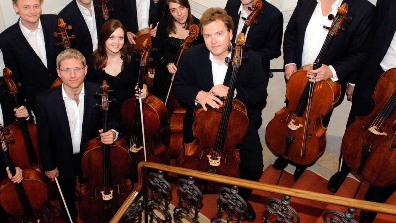 Die zwölf Cellisten in der Tonhalle: Herzensbrecher auf Rheinfahrt