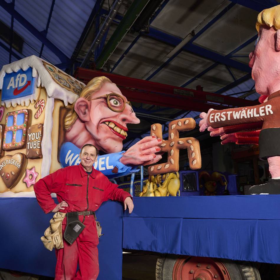 Erdogan, Kruzifixe, Putin: Zensurversuche und Morddrohungen – Jacques Tilly lässt sich nicht einschüchtern