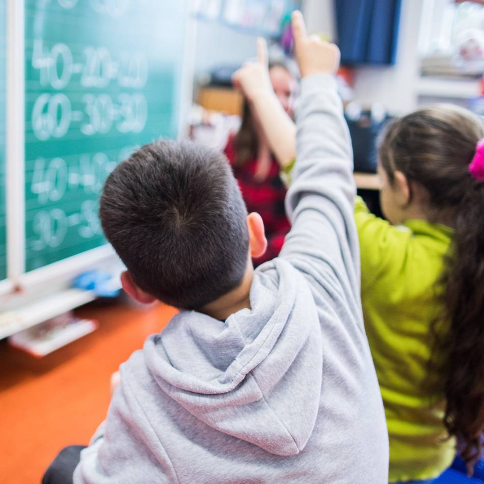 Bildung: Wie lange Lehrkräfte wirklich arbeiten