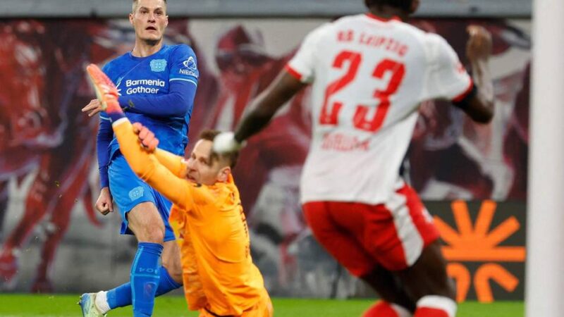 Nächster Sieg für die Werkself: Bayer dreht Topspiel und beendet Leipzigs Heimserie