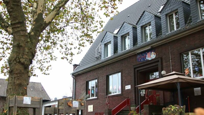 Planungen für das nächste Jahr: Eltern von künftigen Kita-Kindern in Meerbusch sollen jetzt noch handeln