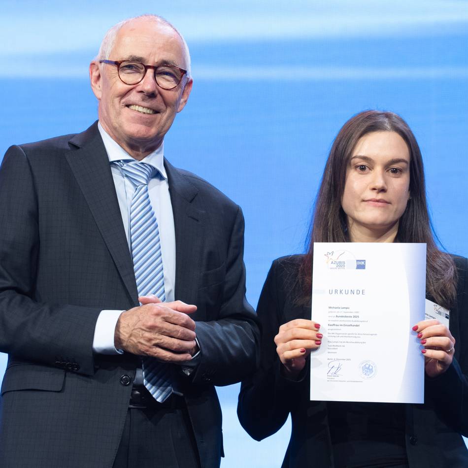 Ausbildung in Düsseldorf: Beste Auszubildende im Einzelhandel lernt in Düsseldorf