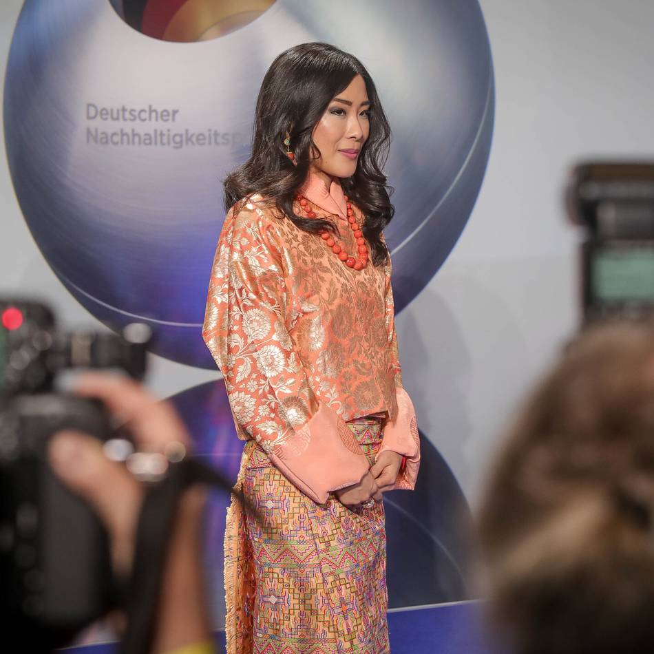 Verleihung in Düsseldorf: Eine Prinzessin auf dem „blauen Teppich“ – das war die Gala des Nachhaltigkeitspreises