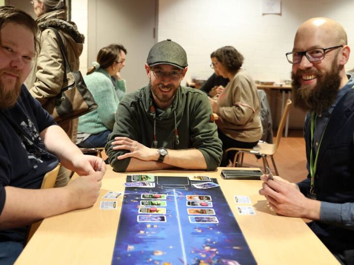 Tipps vom Brettspielclub Niederrhein: Acht spannende Gesellschaftsspiele für dunkle Winterabende