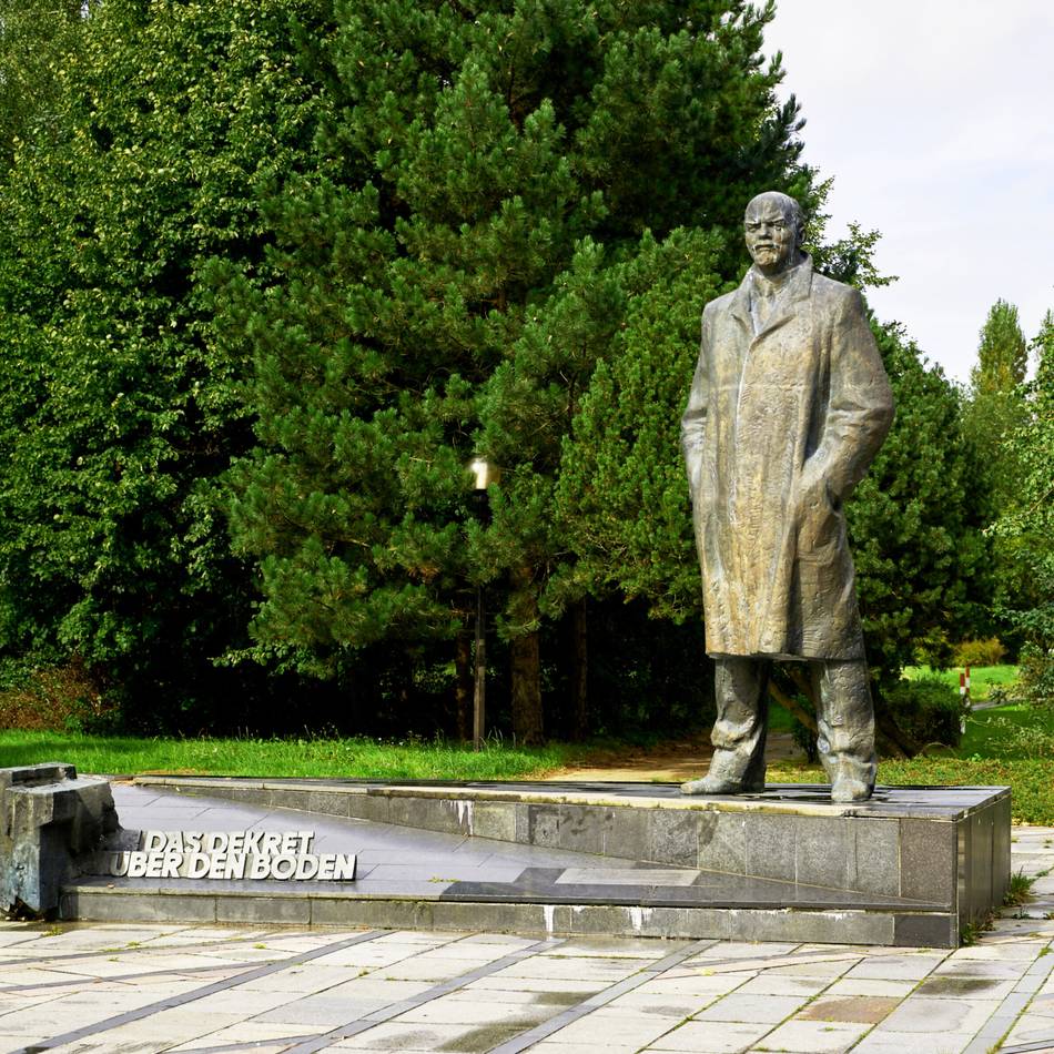 Statuen in Schwerin und Gelsenkirchen: Lenin – der andere Massenmörder