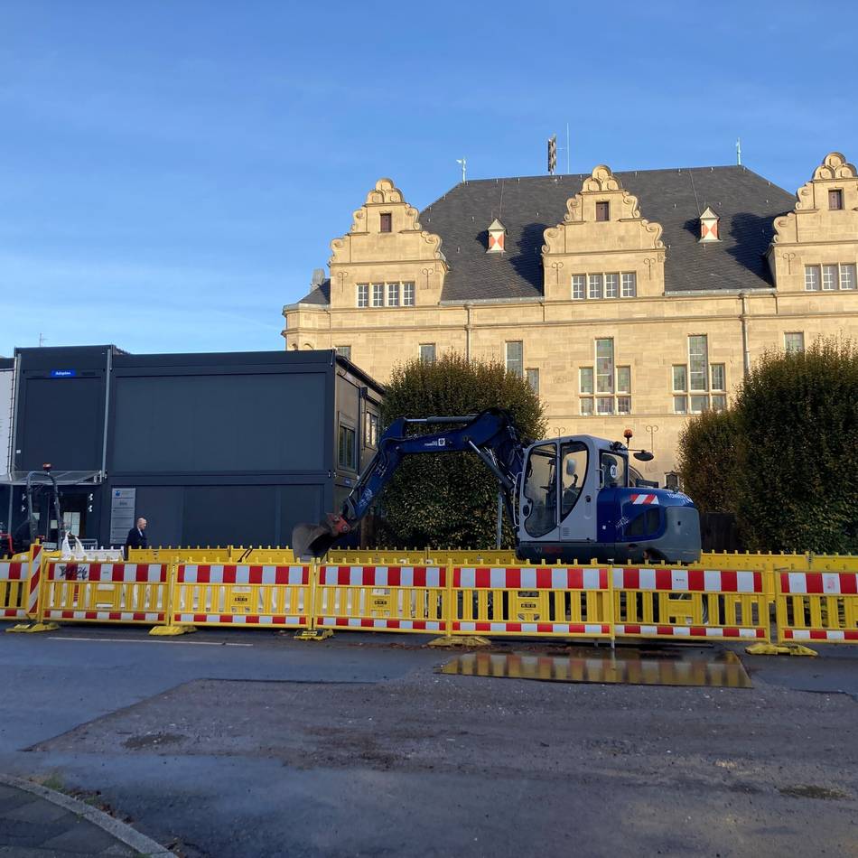 Denkmalsanierung in Düsseldorf-Benrath: Rathaus-Nutzer sollen im Mai einziehen können