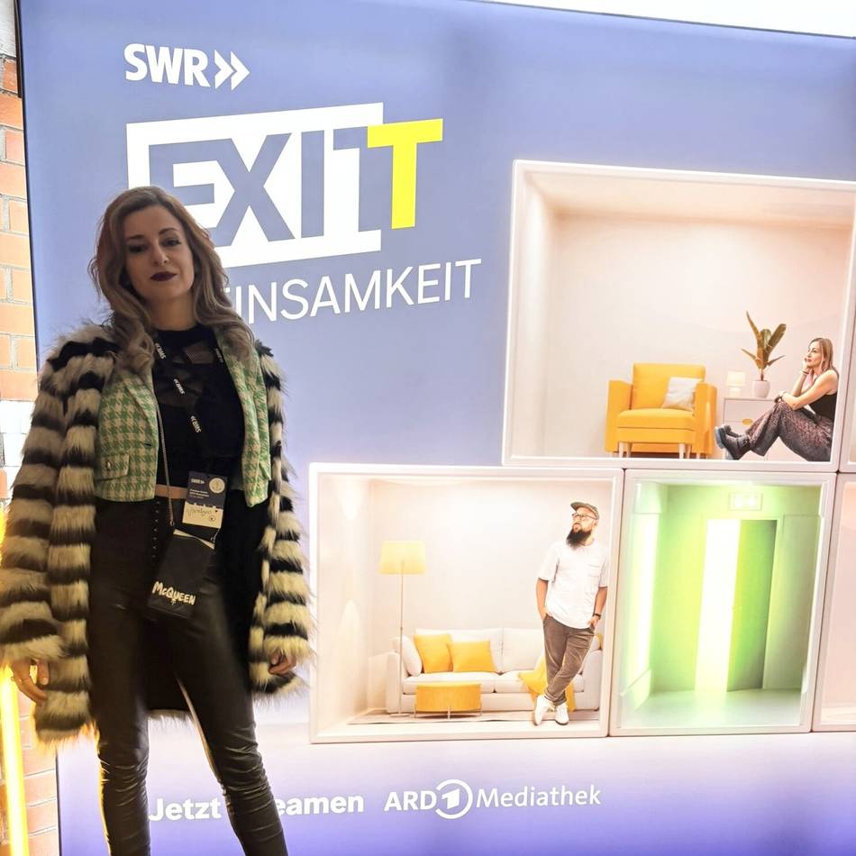 Düsseldorferin bei neuer Doku: „Zu viel Arbeiten und Reisen kann auch einsam machen“