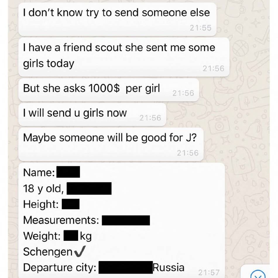 Affäre um Sexualstraftäter: Bill Gates auf neu veröffentlichten Epstein-Fotos zu sehen