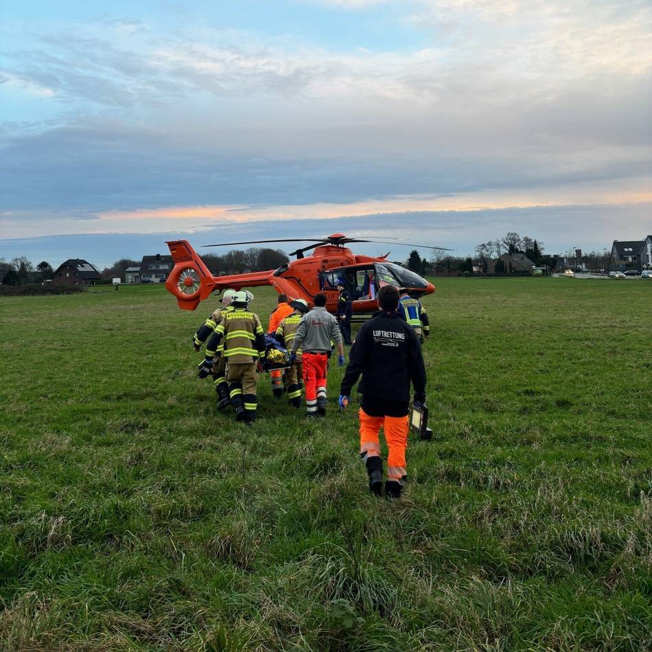 Ungewöhnliches Unfallgeschehen in Meerbusch: Zwei Hubschraubereinsätze an Baustellen an einem Tag