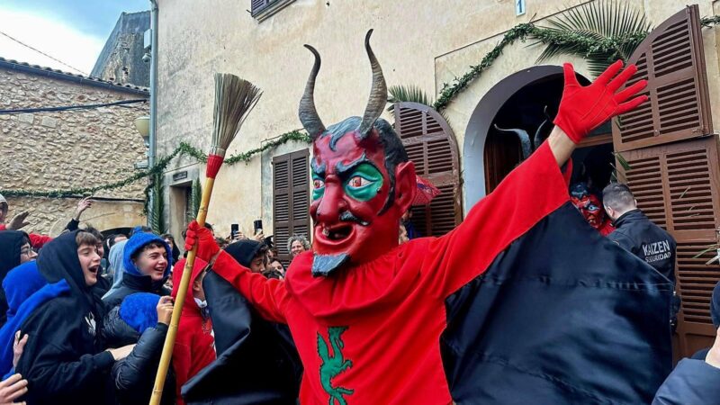 Mallorca stehen im Januar noch vor viele Feste bevor: Doch Heilige ehren ohne Sinn und Verstand?