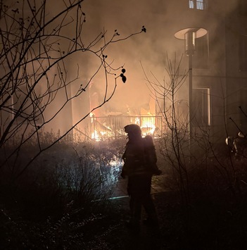 FW Dresden: Bilanz zum Einsatzgeschehen von Feuerwehr und Rettungsdienst der Landeshauptstadt Dresden zum Jahreswechsel 2025/2026