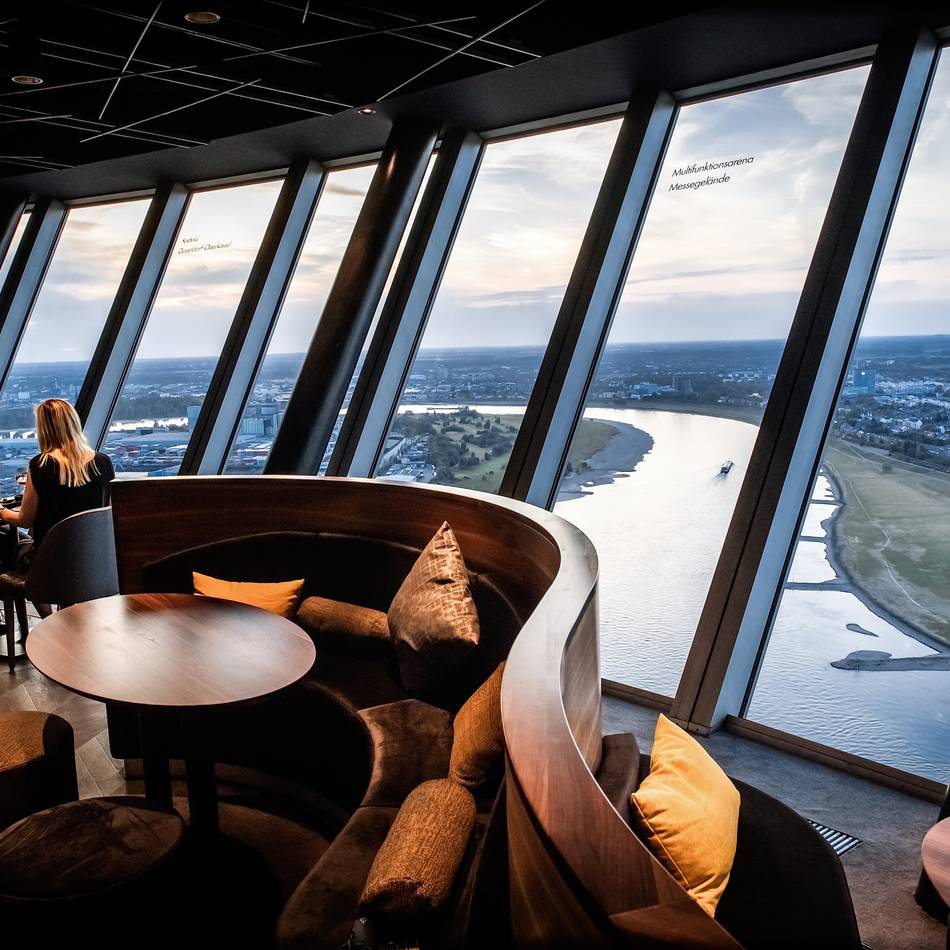 Von Rheinturm bis Rennsport: Zehn Dinge, die man 2026 in Düsseldorf gemacht haben sollte