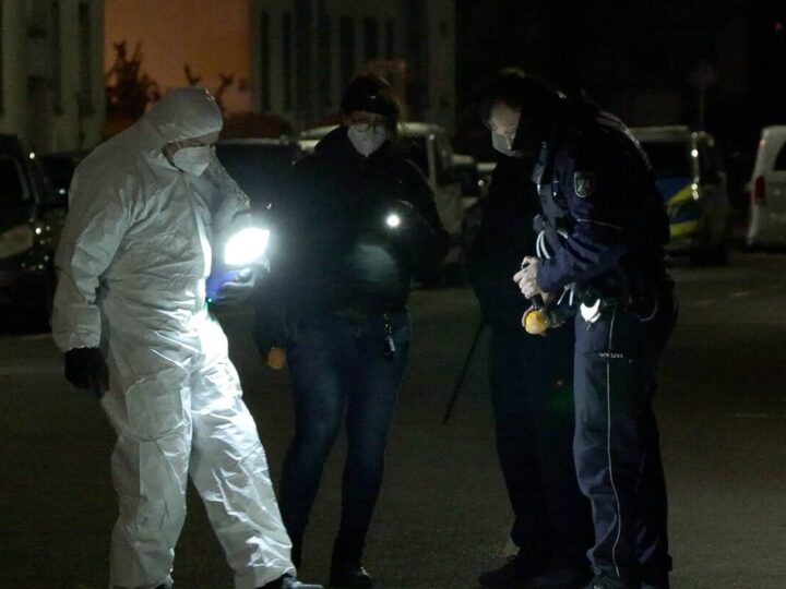 Neujahr in Duisburg: Mann soll mit Messer auf neuen Partner seiner Ex-Frau losgegangen sein