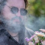 »Vom Fällen eines Stammbaums« von Martin Piekar: Aus der Unsichtbarkeit herausgeschrien